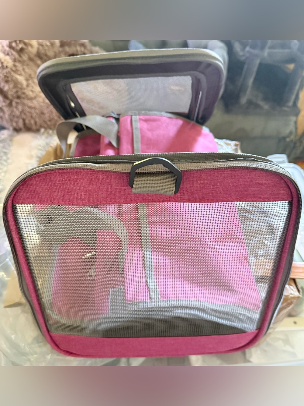 💕 NIB Pink Soft-Sided Cat or Small Dog Pet Carrier with Mesh Panels - Picture 16 of 16